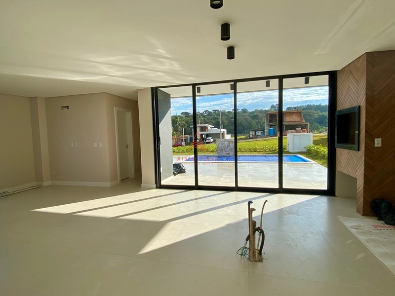 Casa 3 suítes em Condomínio Fechado: 1ª foto da galeria de imagens do imóvel