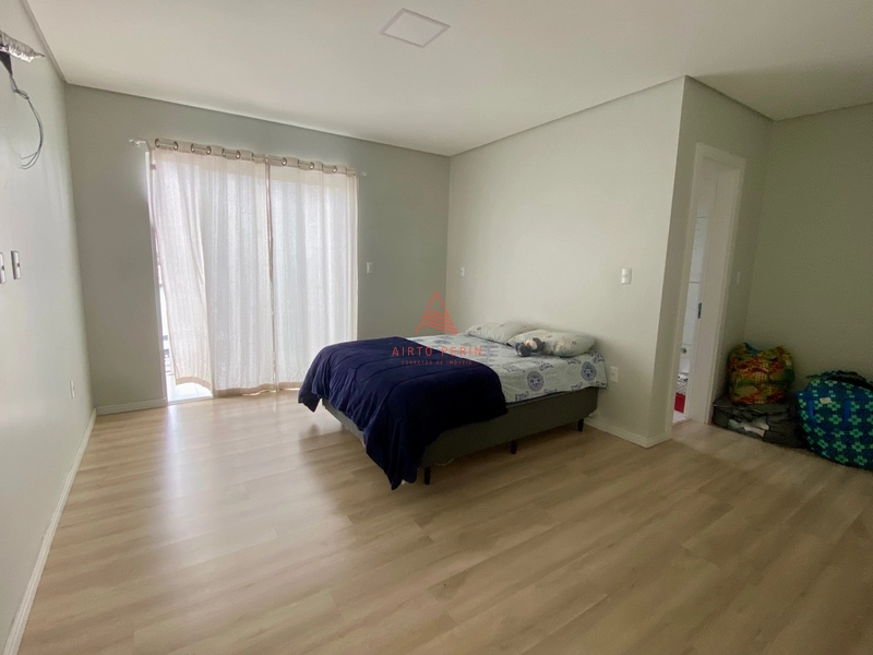 Casa 3 suítes em Chapecó: 5ª foto da galeria de imagens do imóvel