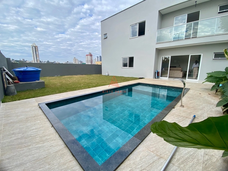 Casa 3 suítes em Chapecó: 12ª foto da galeria de imagens do imóvel