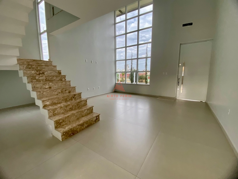Casa 3 suítes em Chapecó: 2ª foto da galeria de imagens do imóvel