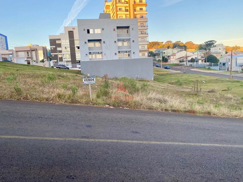 Terreno no bairro Paraíso: 1ª foto da galeria de imagens do imóvel