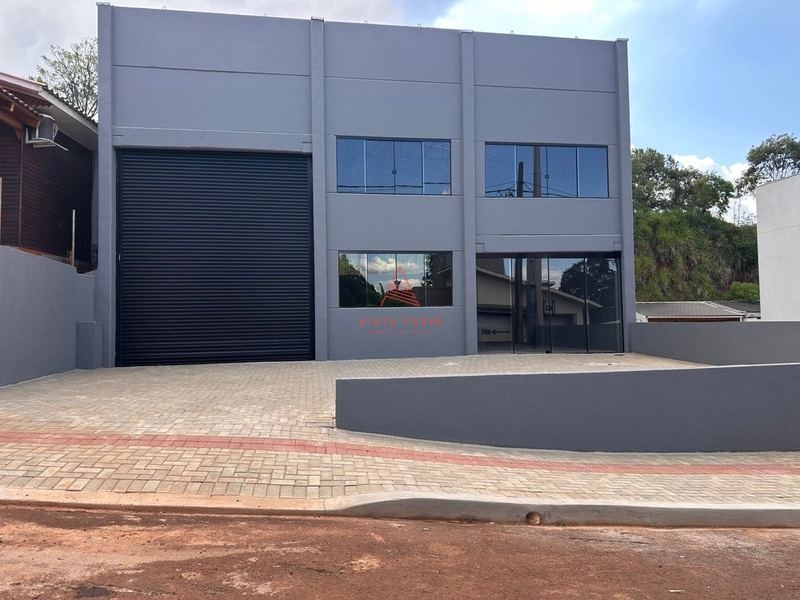 Barracão comercial em Chapecó: 1ª foto da galeria de imagens do imóvel