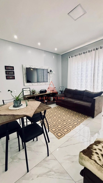 Casa 3 quartos com piscina em Chapeco: 2ª foto da galeria de imagens do imóvel