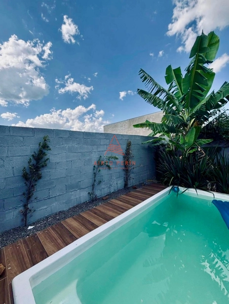 Casa 3 quartos com piscina em Chapeco: 1ª foto da galeria de imagens do imóvel