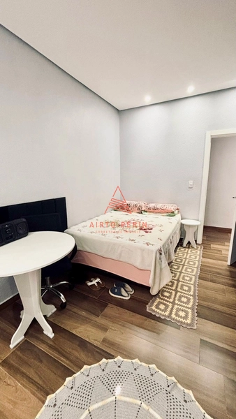 Casa 3 quartos com piscina em Chapeco: 5ª foto da galeria de imagens do imóvel