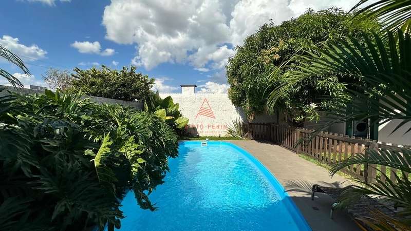 Casa mobiliada com 3 quartos: 1ª foto da galeria de imagens do imóvel
