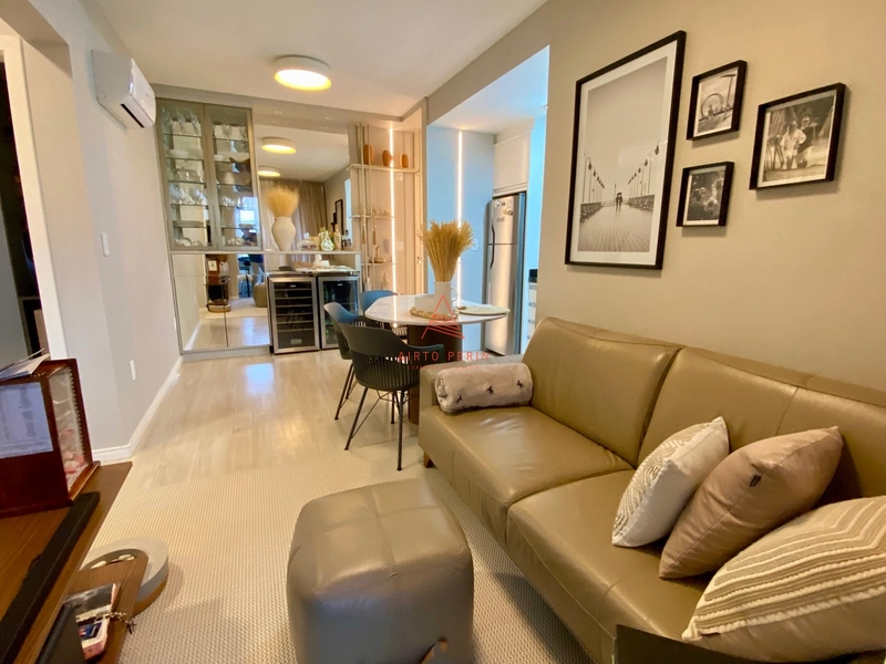 Apartamento suíte + 1 quarto impecável em Chapecó: 2ª foto da galeria de imagens do imóvel