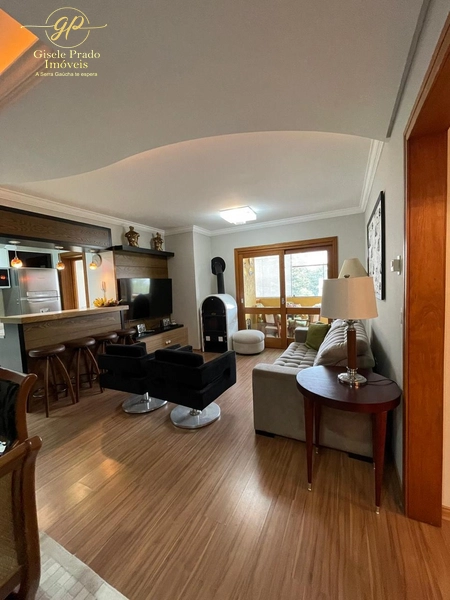 Apartamento de 3 dormitórios no Centro de Gramado: 2ª foto da galeria de imagens do imóvel