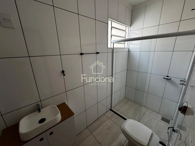 VENDE SE CASA IMPERADOR: 10ª foto da galeria de imagens do imóvel