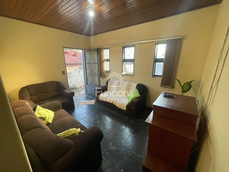 VENDE CASA LABIENOPOLIS