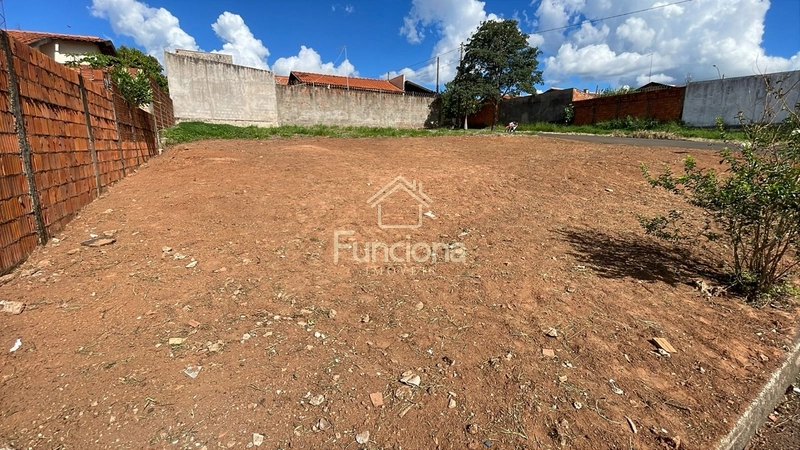 VENDE TERRENO IMPERADOR: 2ª foto da galeria de imagens do imóvel