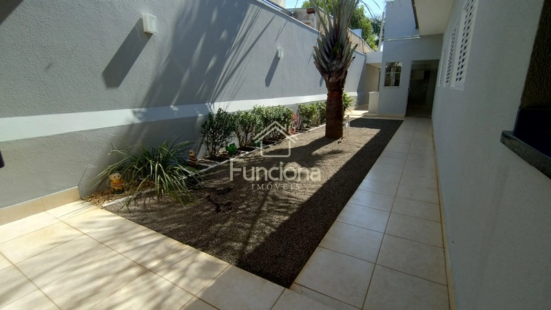 VENDE CASA COMERCIARIOS: 11ª foto da galeria de imagens do imóvel