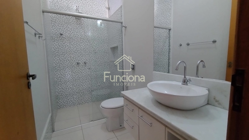 VENDE CASA COMERCIARIOS: 5ª foto da galeria de imagens do imóvel