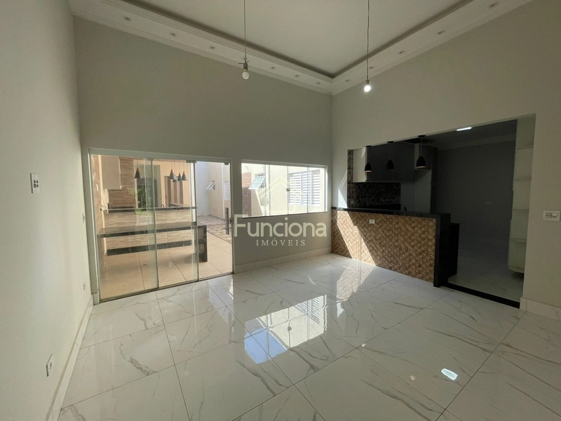 VENDE CASA JARDIM BRASIL