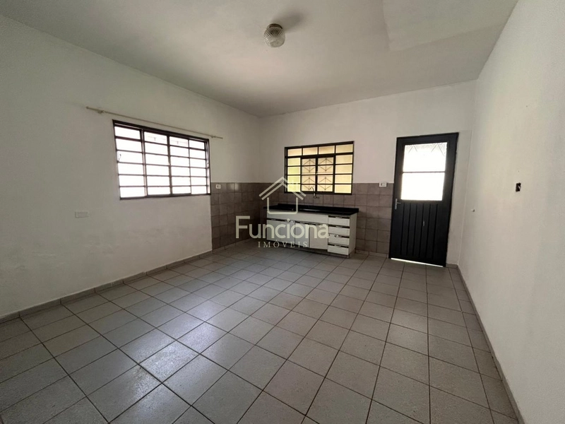 VENDE CASA COMERCIARIOS: 6ª foto da galeria de imagens do imóvel