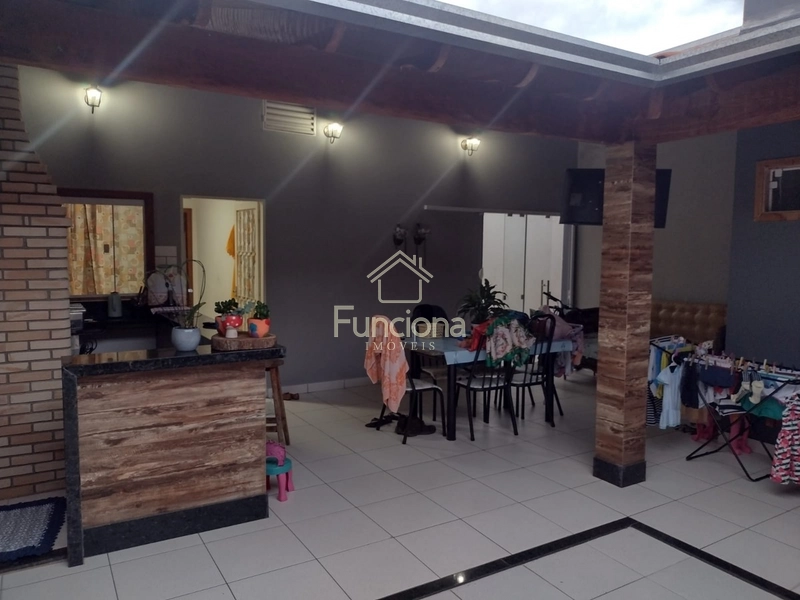 Vende-se Monte Verde: 4ª foto da galeria de imagens do imóvel