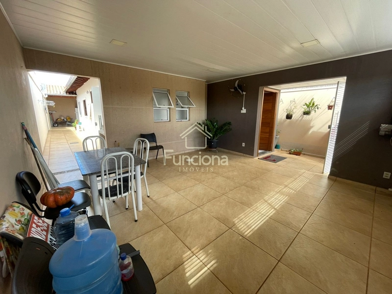 VENDE CASA MONTE VERDE: 3ª foto da galeria de imagens do imóvel