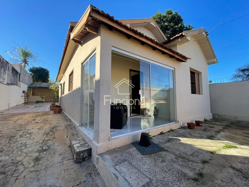 VENDE SE BAIRRO LABIENOPOLIS: 1ª foto da galeria de imagens do imóvel