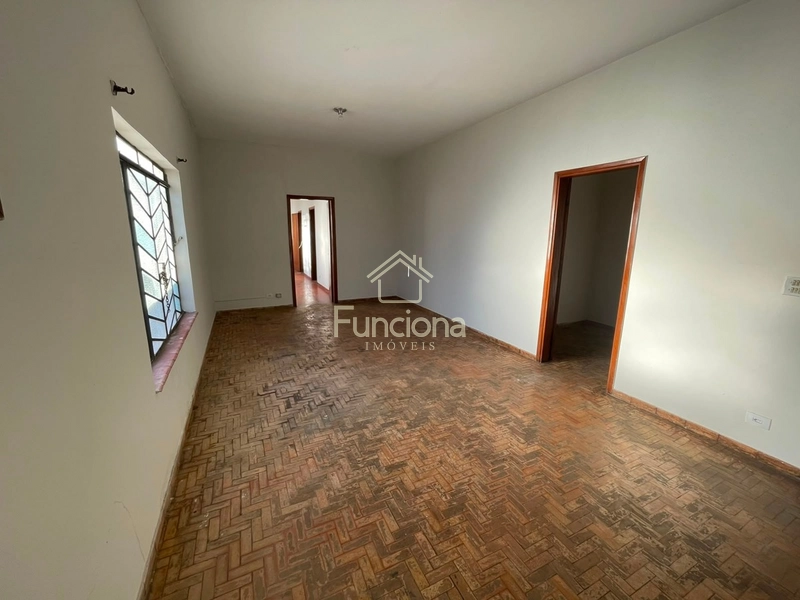 VENDE SE IMÓVEL CENTRO: 3ª foto da galeria de imagens do imóvel