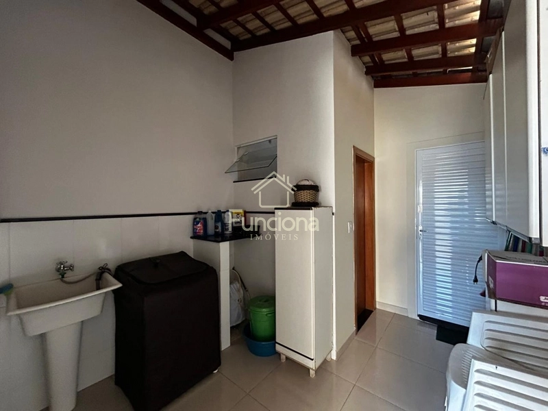VENDE IMPERADOR: 11ª foto da galeria de imagens do imóvel