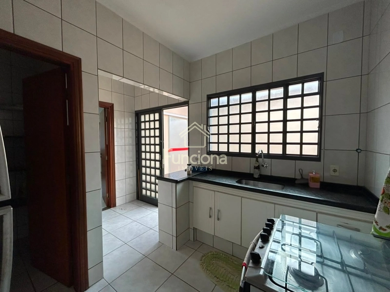 VENDE PORTAL DO LAGO: 9ª foto da galeria de imagens do imóvel