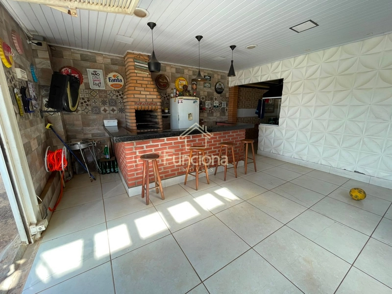 VENDE MONTE VERDE: 2ª foto da galeria de imagens do imóvel