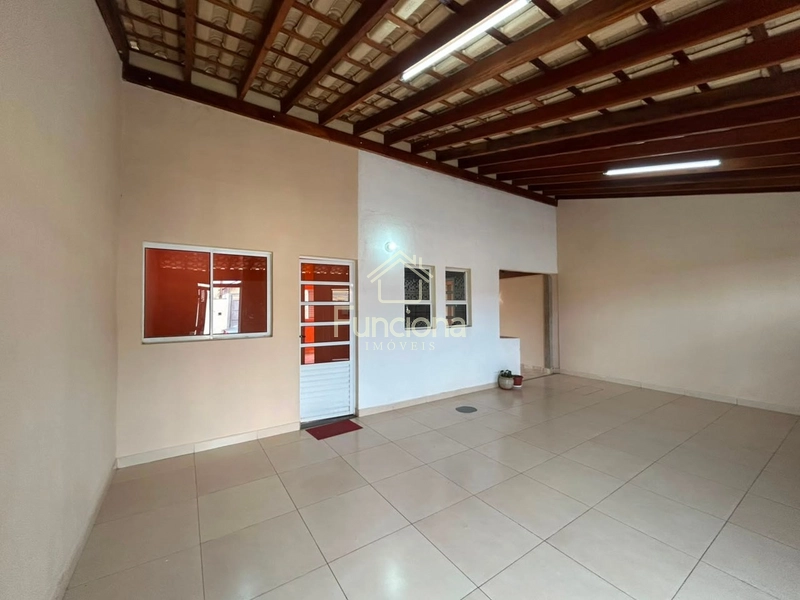 : 2ª foto da galeria de imagens do imóvel