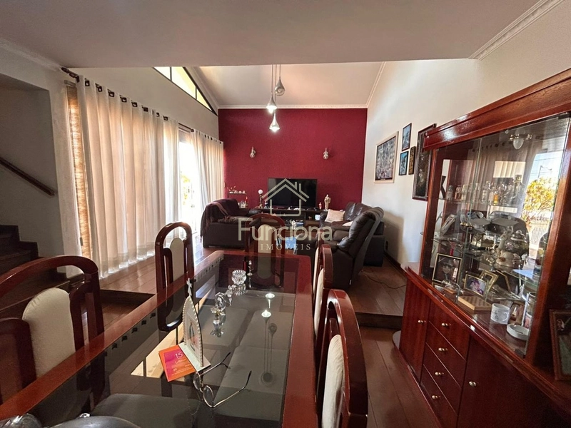 VENDE-SE CENTRO: 3ª foto da galeria de imagens do imóvel