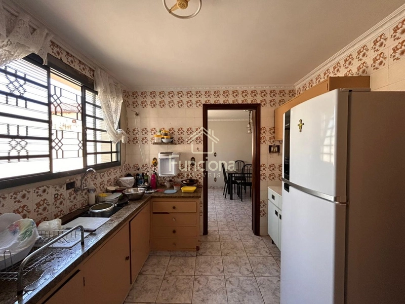 VENDE-SE CENTRO: 12ª foto da galeria de imagens do imóvel