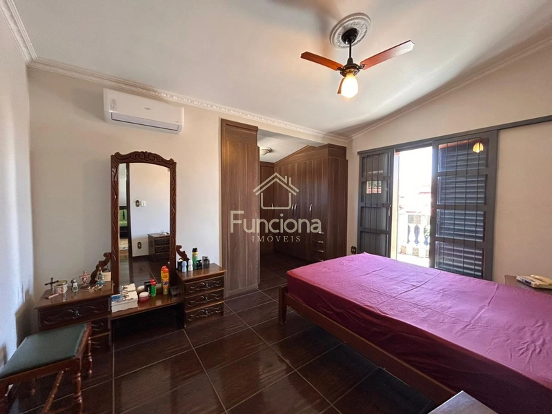 VENDE-SE CENTRO: 15ª foto da galeria de imagens do imóvel