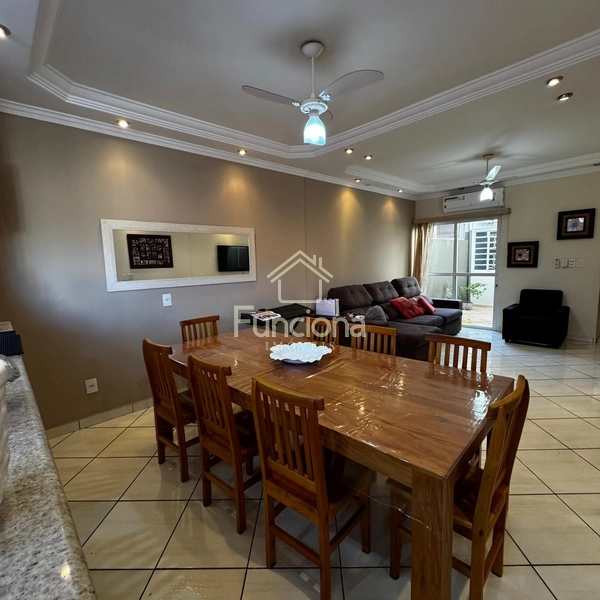 Vende-se LABIENÓPOLIS: 5ª foto da galeria de imagens do imóvel