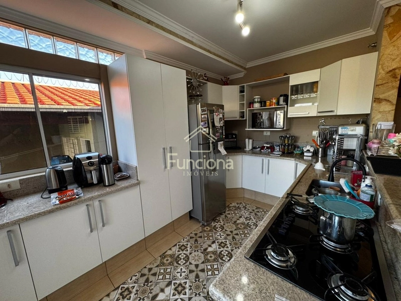 Vende-se LABIENÓPOLIS: 4ª foto da galeria de imagens do imóvel