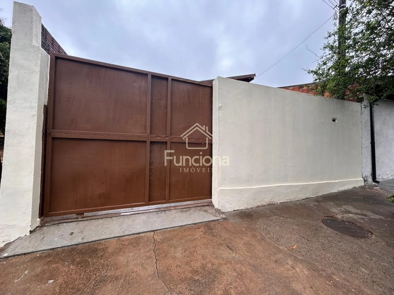 VENDE SE CASA NOVA GARÇA