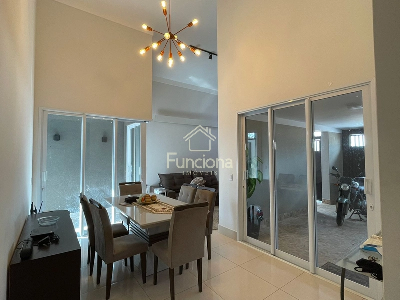 VENDE SE CASA JARDIM EUROPA: 3ª foto da galeria de imagens do imóvel