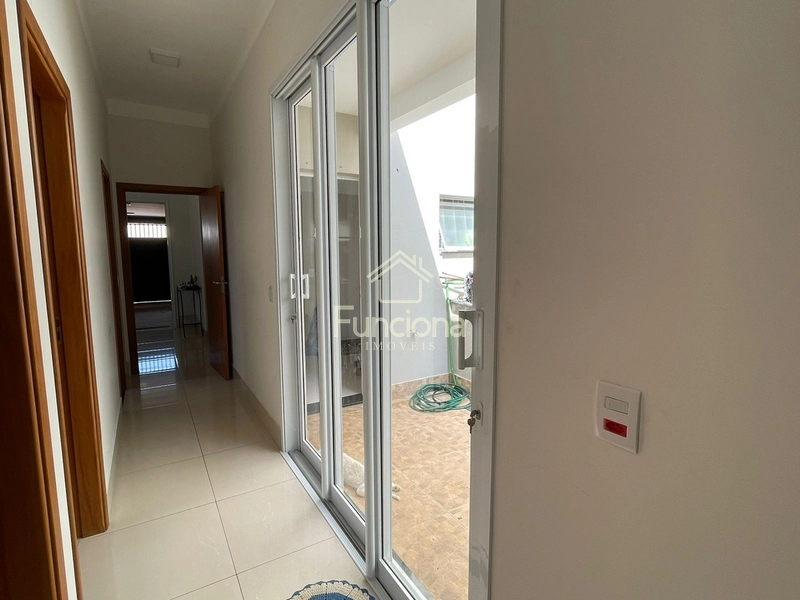 VENDE SE CASA JARDIM EUROPA: 6ª foto da galeria de imagens do imóvel