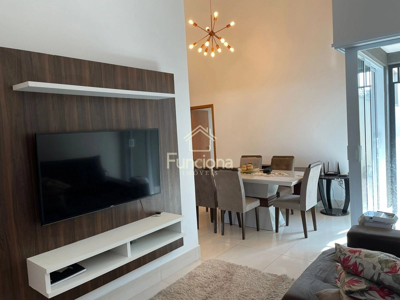 VENDE SE CASA JARDIM EUROPA: 13ª foto da galeria de imagens do imóvel