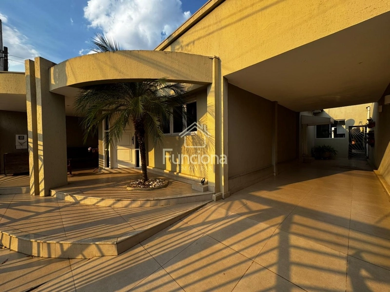 VENDE SE CASA LABIENOPOLIS: 2ª foto da galeria de imagens do imóvel