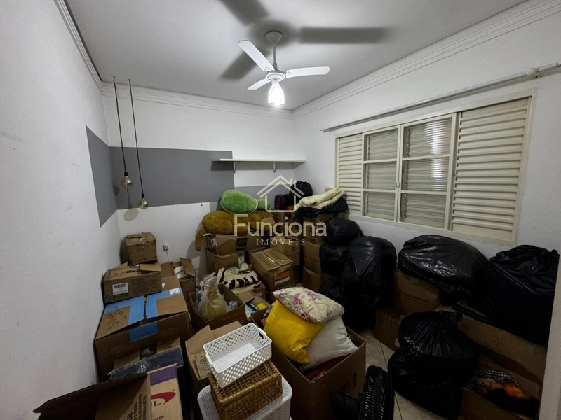 VENDE SE CASA LABIENOPOLIS: 8ª foto da galeria de imagens do imóvel