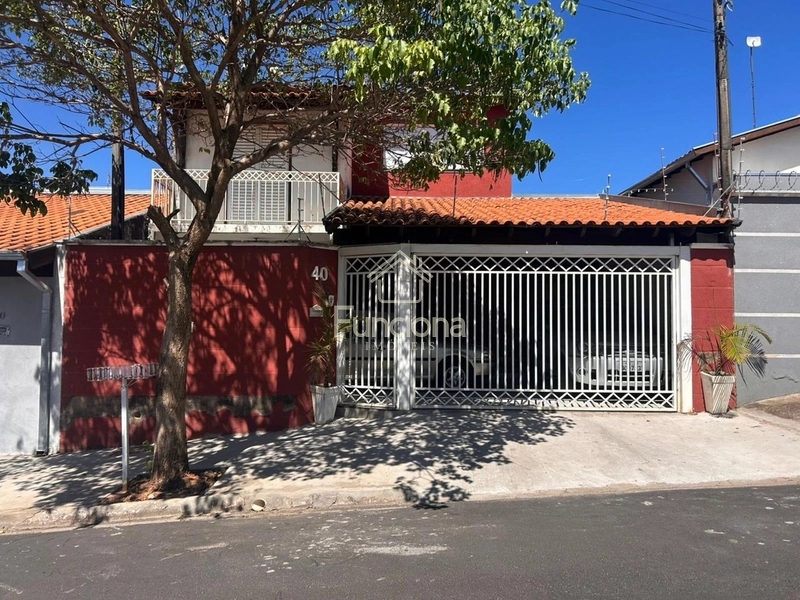 VENDE SE CASA PARQUE REAL