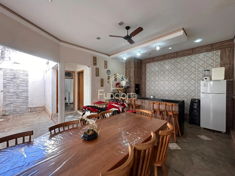 VENDE SE CASA PARQUE REAL: 14ª foto da galeria de imagens do imóvel