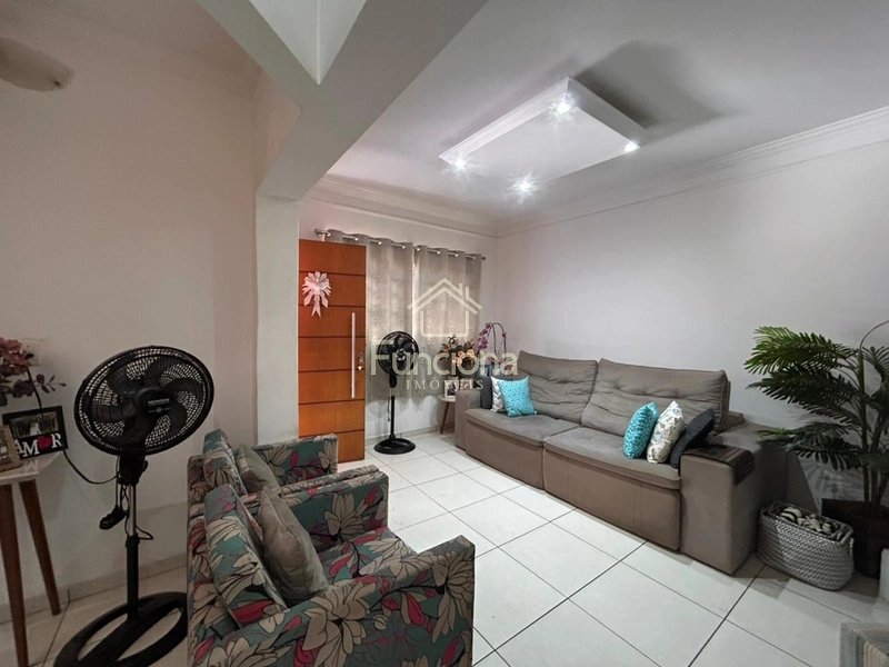 VENDE SE CASA PARQUE REAL: 2ª foto da galeria de imagens do imóvel