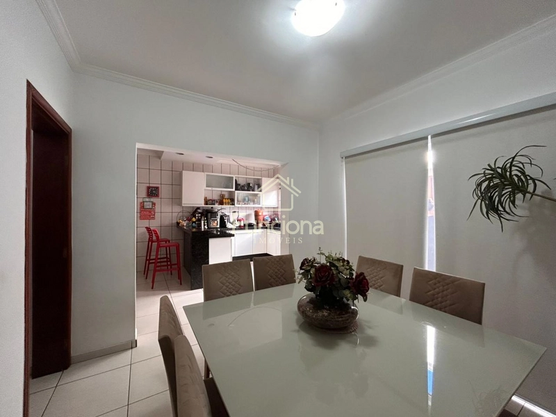 VENDE SE CASA PARQUE REAL: 3ª foto da galeria de imagens do imóvel