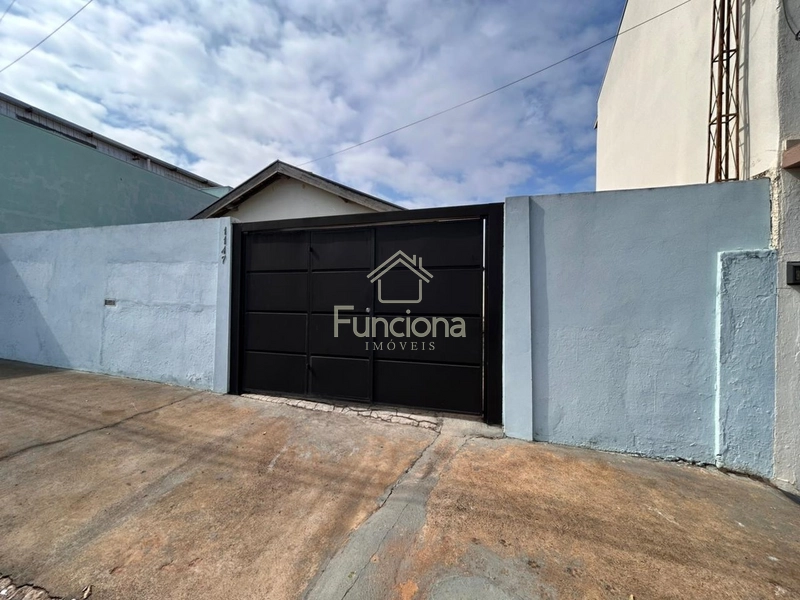 VENDE SE CASA REBELO