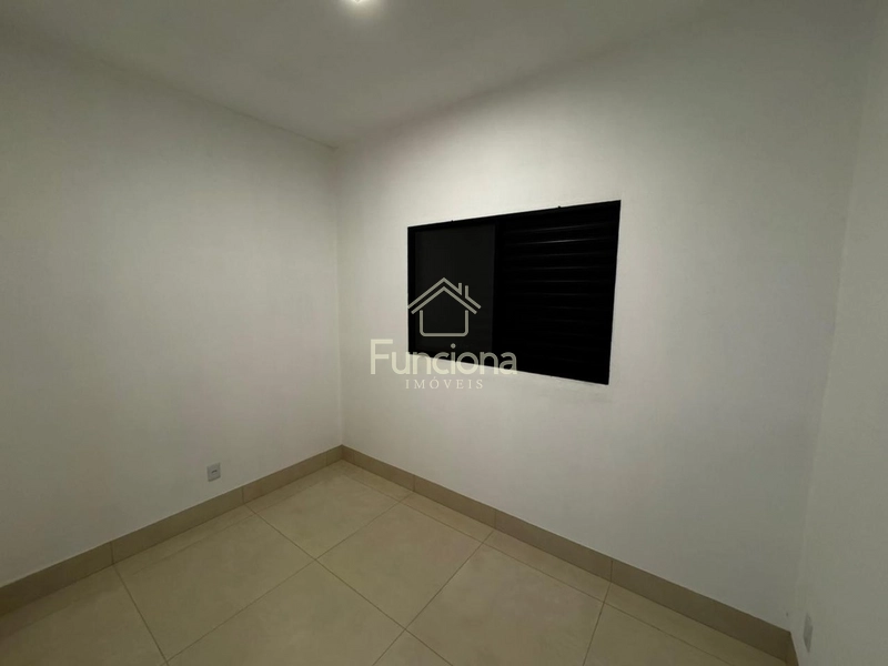 VENDE SE CASA FERREROPOLIS: 4ª foto da galeria de imagens do imóvel