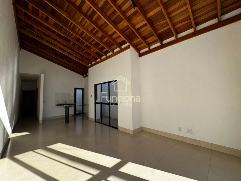 VENDE SE CASA FERREROPOLIS: 2ª foto da galeria de imagens do imóvel