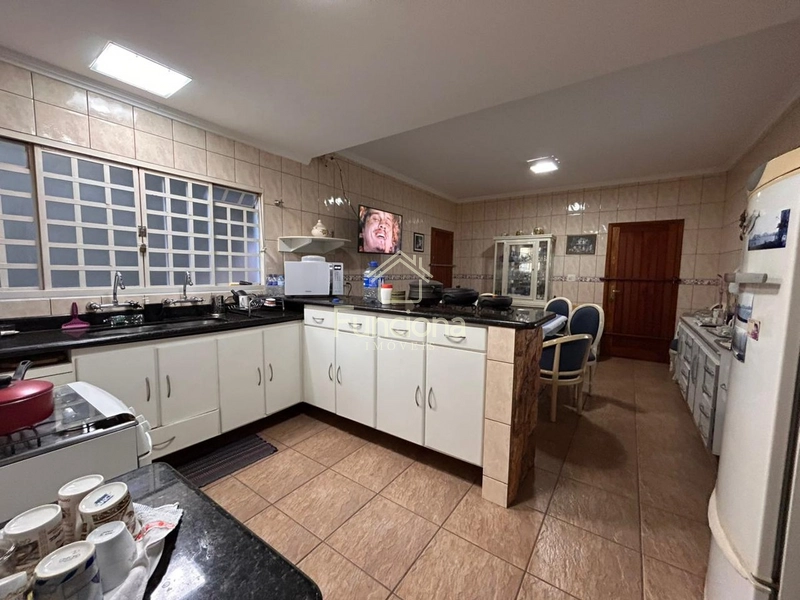 VENDE SOBRADO GUANABARA: 5ª foto da galeria de imagens do imóvel