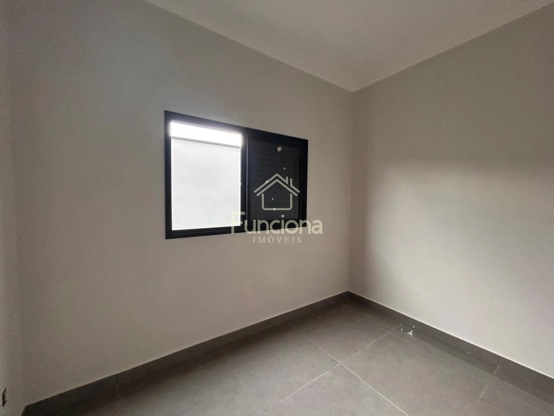 VENDE SE CASA RESIDENCIAL SANTA MARIA: 11ª foto da galeria de imagens do imóvel