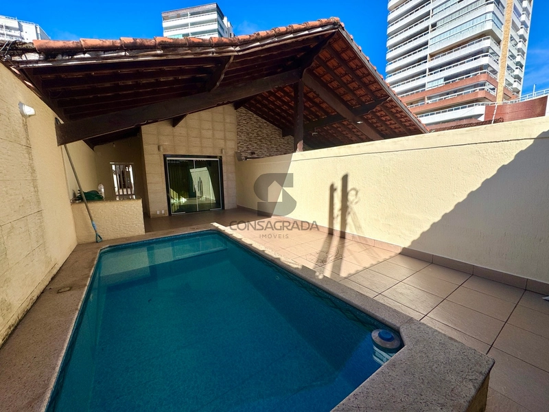 Casa na Praia Grande bairro Guilhermina.: 1ª foto da galeria de imagens do imóvel