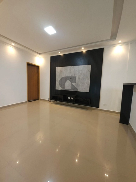 Casa em Praia Grande no Bairro Vila Mirim: 3ª foto da galeria de imagens do imóvel