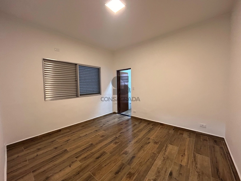 Casa Isolada na Praia Grande no Bairro Vila Tupi.: 28ª foto da galeria de imagens do imóvel